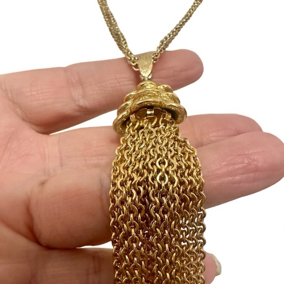 Monet Vintage Gold-Tone Tassel Necklace-Pagoda Pendant - Picture 3 of 7